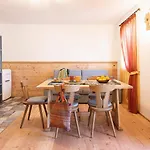 13 Comuni Ristorante E فندق