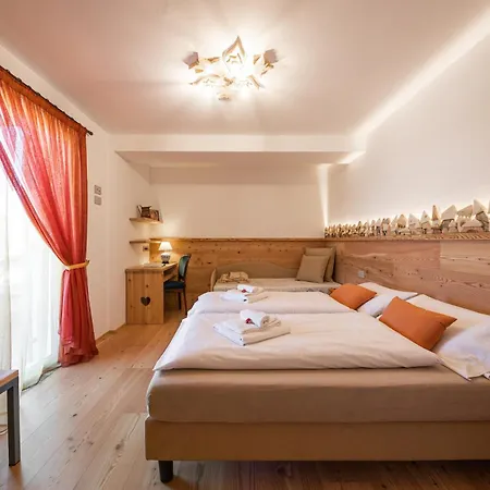 Отель 13 Comuni Ristorante E Velo Veronese