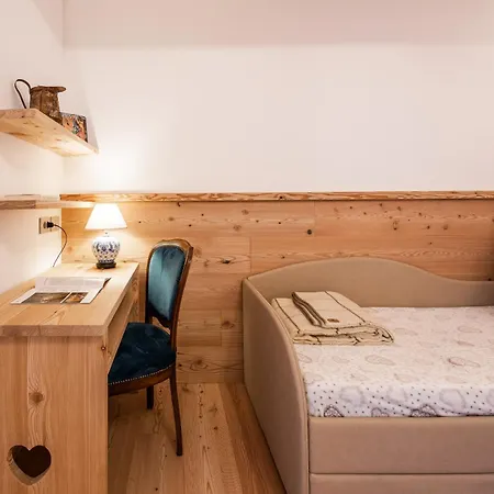 ホテル 13 Comuni Ristorante E