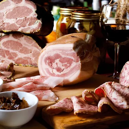 Hotell 13 Comuni Ristorante E 3*