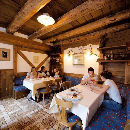 13 Comuni Ristorante E Aparthotel Velo Veronese