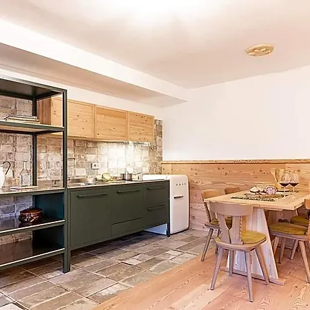 Hotel 13 Comuni Ristorante E 3*