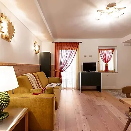 Hotel 13 Comuni Ristorante E 3*