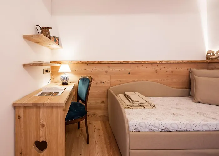 Hotel 13 Comuni Ristorante E Aparthotel