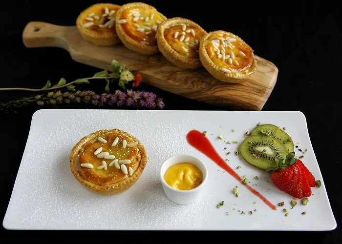 13 Comuni Ristorante E Aparthotel 3*