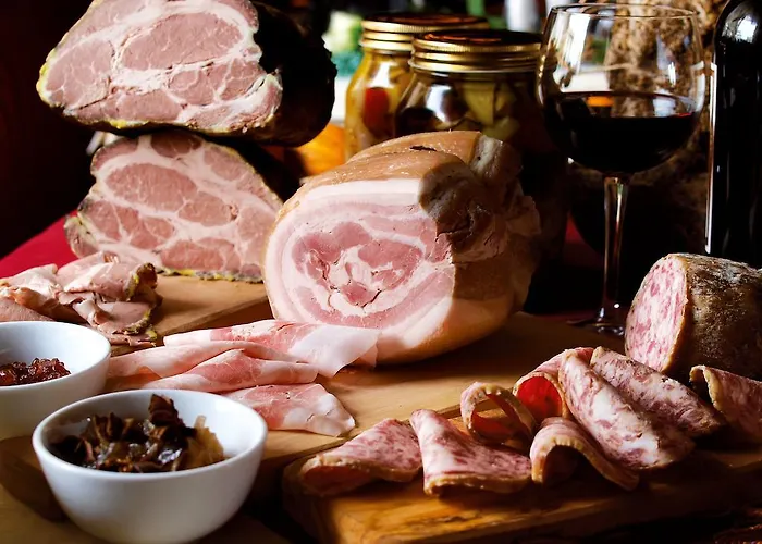 Hotel 13 Comuni Ristorante E Aparthotel 3*