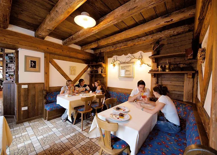 13 Comuni Ristorante E Aparthotel Velo Veronese