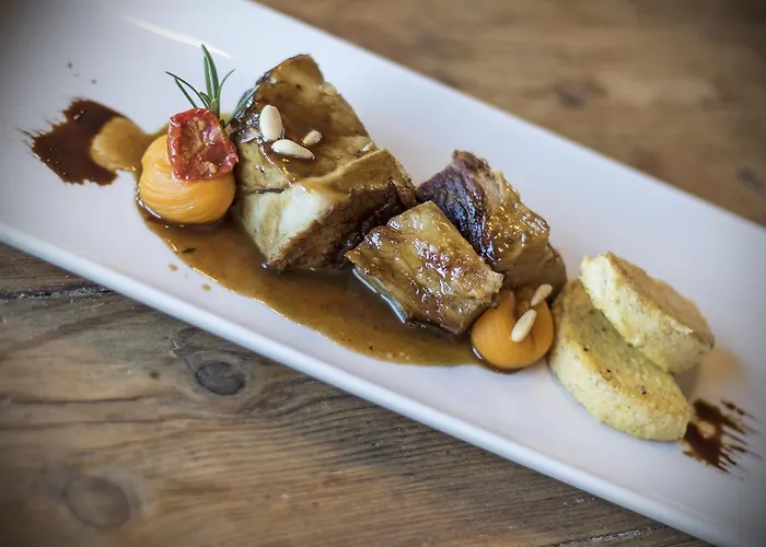 Hotel 13 Comuni Ristorante E Aparthotel